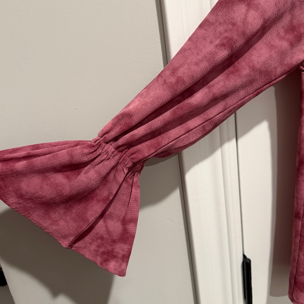 Juicy Couture Pink V-Neck Top - Picture 4 of 9